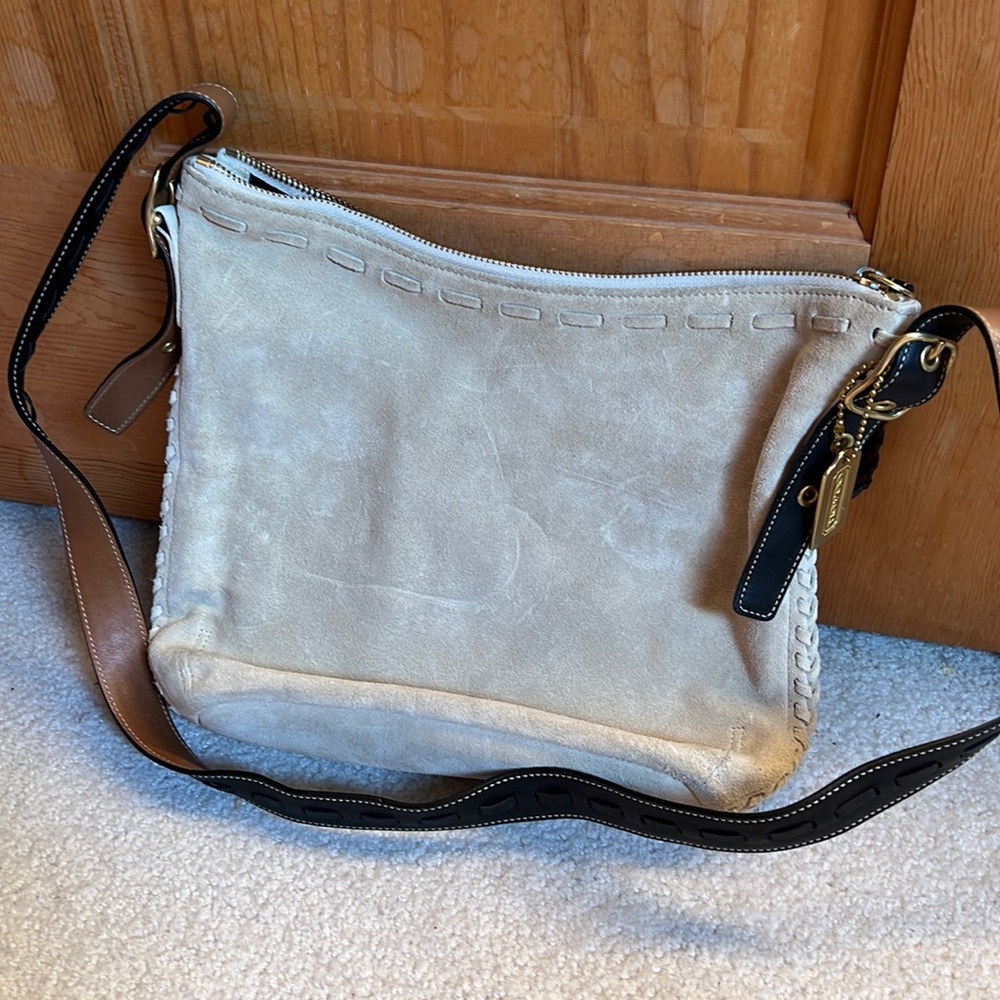 Coach - hand burnished leather purse